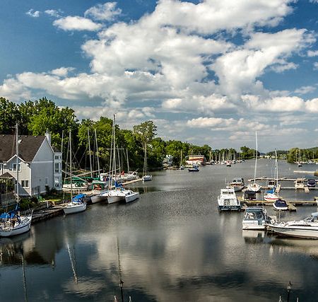 Picton Harbour Inn Exterior foto
